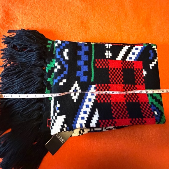 Lauren par Ralph Lauren wool blend winter themed Geo jacquard scarf NWT - Picture 9 of 10